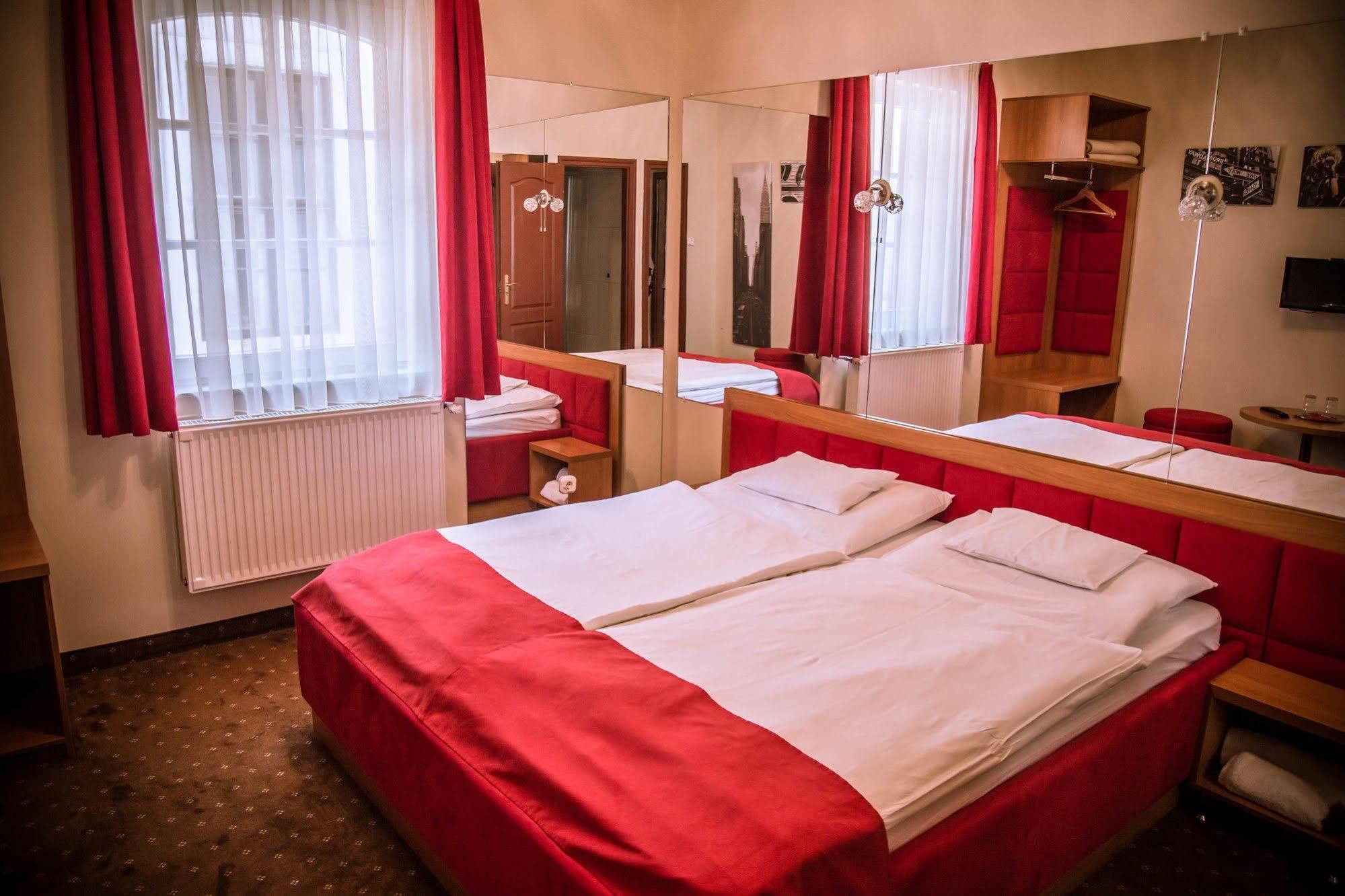 Soho Apartmanhaz Győr Eksteriør billede